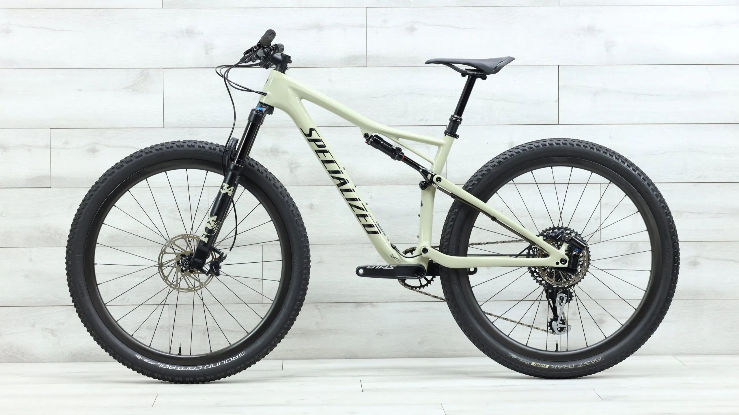 2019 Specialized Epic Expert EVO  Mountain Bike - Medium