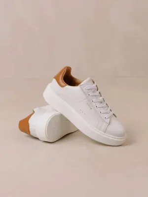 Alohas Tb.65 Trainers Bright White & Tan