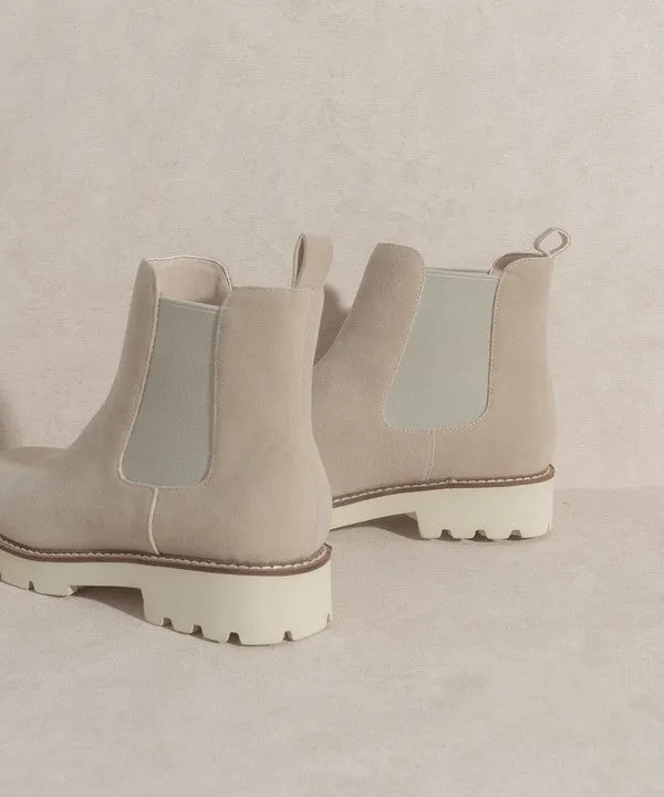 Chunky Sole Chelsea Boot