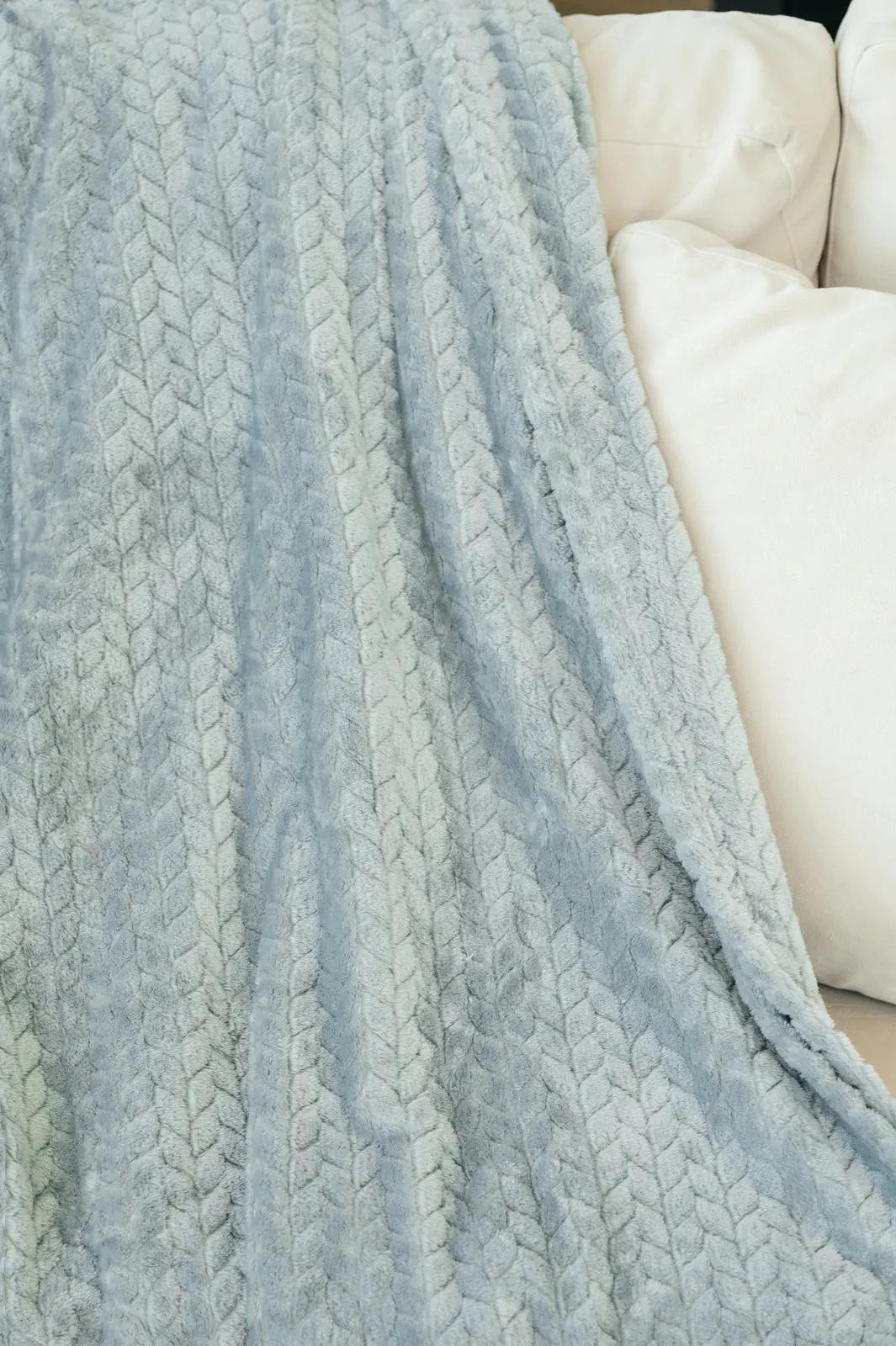 Emerson Blanket (Family Cuddle Size) in Seven Colors