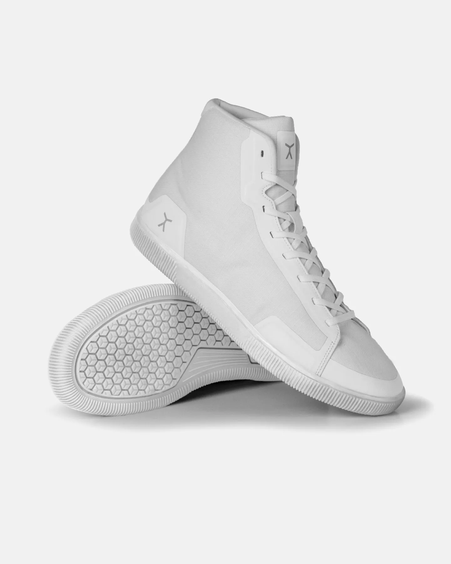 Flux Adapt High-Top Trainer Whiteout