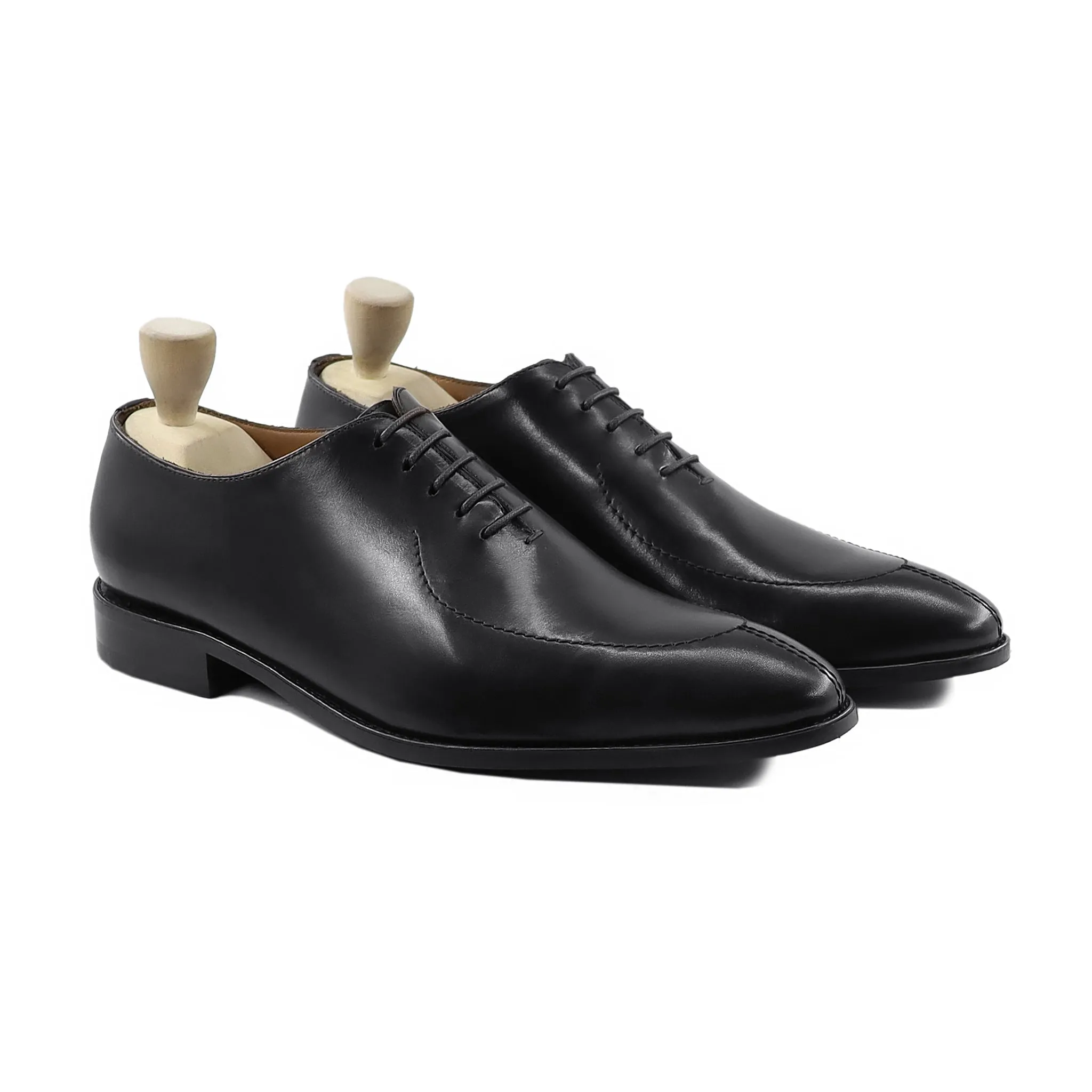 Geezil - Men's Black Calf Leather Wholecut Shoe