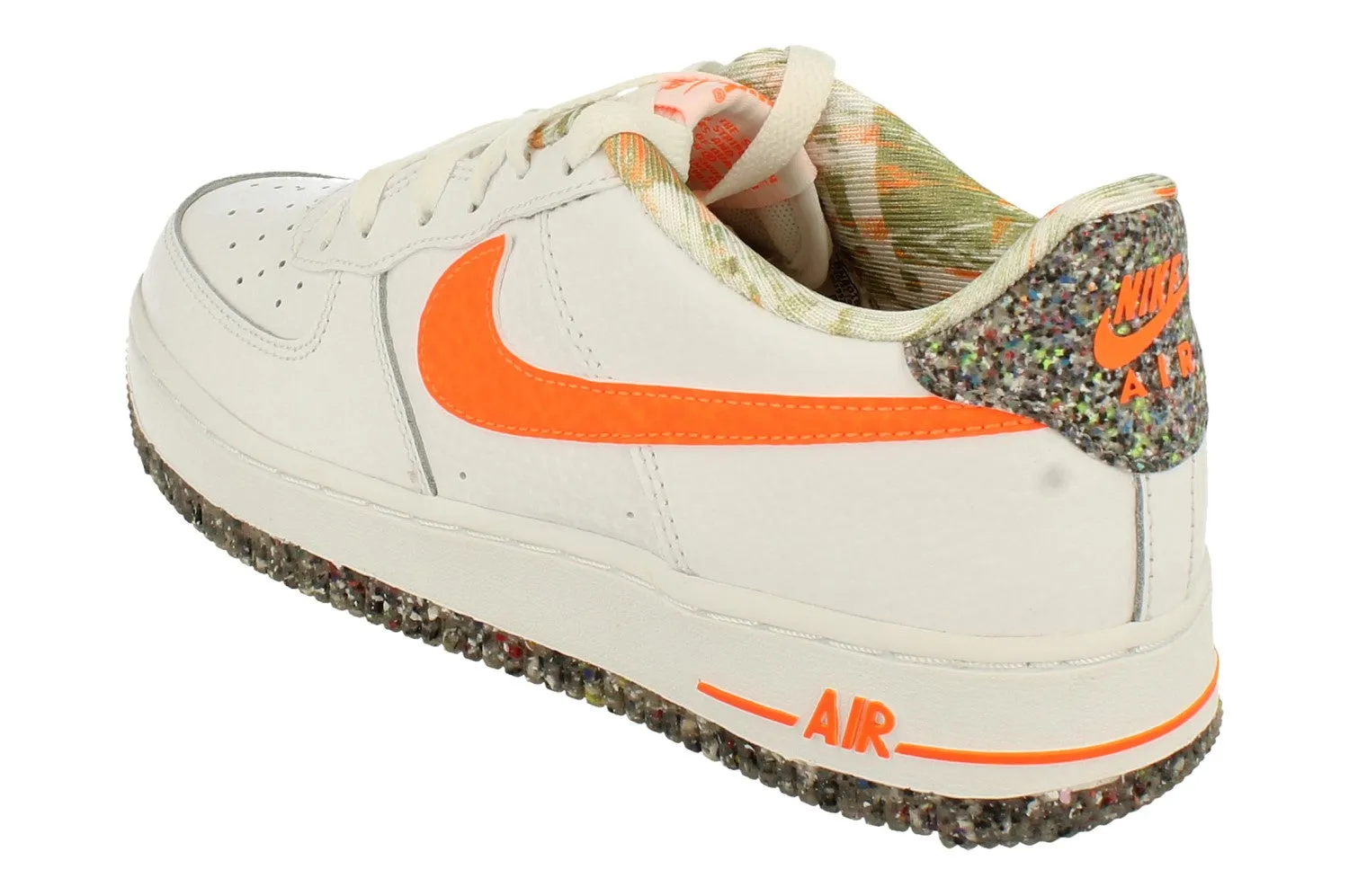 Nike Air Force 1 LV8 GS Trainers DN8016 100