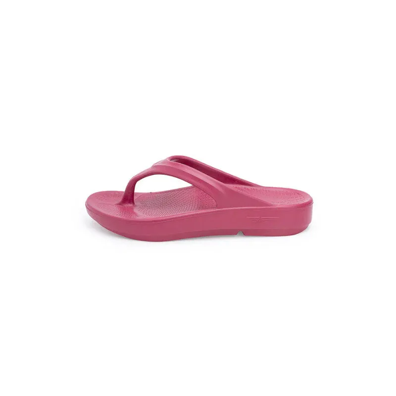 RedTape Women Magenta Sliders