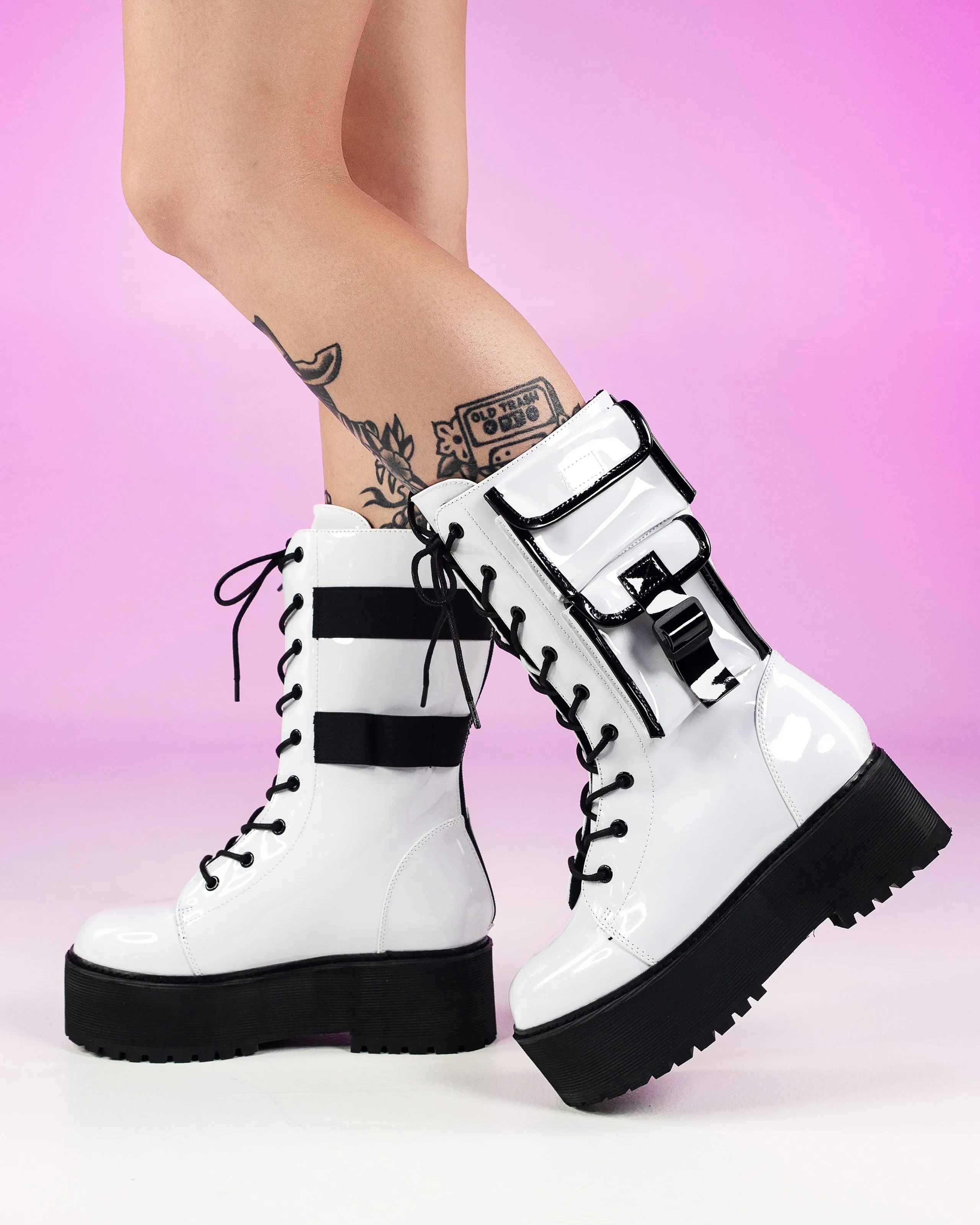 YRU Slayr Hi Desert White/Black Boots